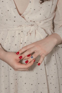 Bague Entourage En Or Jaune Et Saphir -Castafiore Boutique bague entourage en or jaune et saphir 8585123