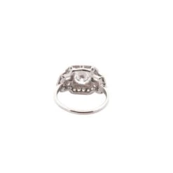 Bague Entourage En Platine Et Diamant -Castafiore Boutique bague entourage en platine et diamant 717783