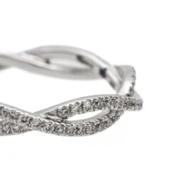 Bague ETERNAMÉ "Entrelacs" En Or Blanc Et Diamants -Castafiore Boutique bague etername entrelacs en or blanc et diamants 160222