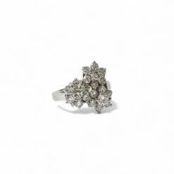 Bague "Fleurs" En Or Blanc Et Diamants -Castafiore Boutique bague fleurs en or blanc et diamants 658558