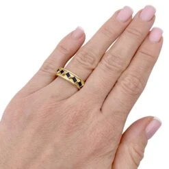 Miller Bague HERMÈS En Or Jaune Et Saphirs 6 Miller Bague HERMÈS En Or Jaune Et Saphirs -Castafiore Boutique bague hermes vintage or jaune saphirs 737220