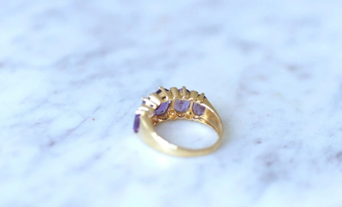 Bague Jarretière Améthystes Et Diamants 10 Bague Jarretière Améthystes Et Diamants – Image 10