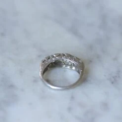 Bague Jarretière En Platine Et Diamants 18 Bague Jarretière En Platine Et Diamants -Castafiore Boutique bague jarretiere diamants 425755