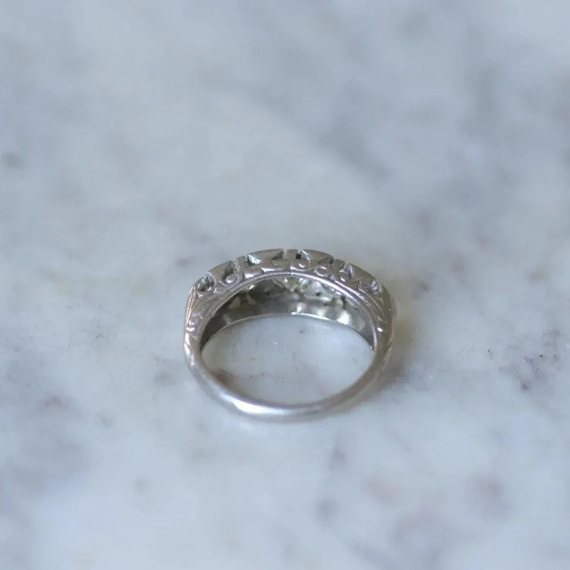 Bague Jarretière En Platine Et Diamants 9 Bague Jarretière En Platine Et Diamants – Image 9