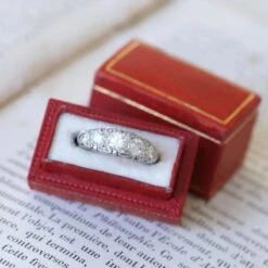 Bague Jarretière En Platine Et Diamants 14 Bague Jarretière En Platine Et Diamants -Castafiore Boutique bague jarretiere diamants 710929