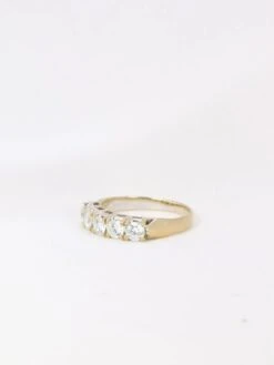 Bague Jarretière En Or Blanc Et Diamants 0,75 Ct -Castafiore Boutique bague jarretiere en or blanc et diamants 075 ct 278928