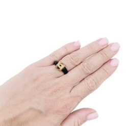 Miller Bague Jonc CARTIER "Double C" En Or Jaune, Onyx Et Diamants -Castafiore Boutique bague jonc cartier double c en or jaune onyx et diamants 917836