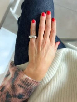 Bague Joncde La Maison Chaumet En Or Gris Modèle Anneau -Castafiore Boutique bague jonc de la maison chaumet en or gris modele anneau 836144