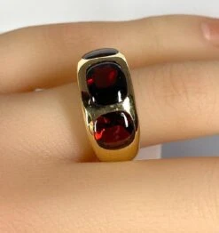 Bague Jonc En Or Jaune Et Grenats 5 Bague Jonc En Or Jaune Et Grenats -Castafiore Boutique bague jonc en or jaune et grenats 153476