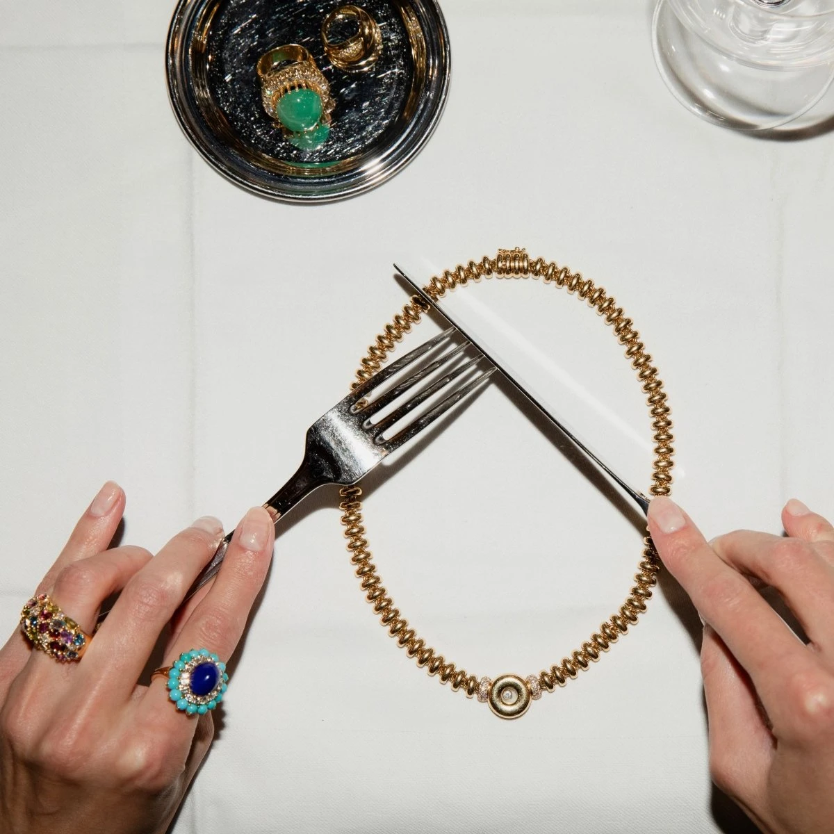 Bague Jonc En Or Jaune, Pierres Fines Et Diamants 2 Bague Jonc En Or Jaune, Pierres Fines Et Diamants – Image 2