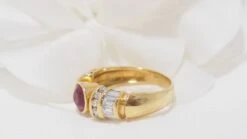 Bague Jonc En Or Jaune, Rubis Naturel Et Diamants -Castafiore Boutique bague jonc en or jaune rubis naturel et diamants 451808