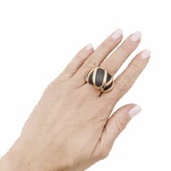 Miller Bague Jonc Pomellato "Titanio" En Or Rose Et Titane -Castafiore Boutique bague jonc pomellato titanio en or rose et titane 353781