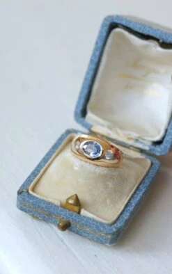 Bague Jonc Saphir De Ceylan Et Diamants 17 Bague Jonc Saphir De Ceylan Et Diamants -Castafiore Boutique bague jonc saphir de ceylan et diamants 120438