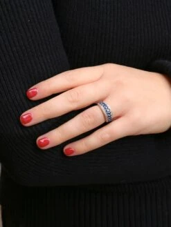 Bague Jonc Vintage Or Blanc Diamants Saphirs Ovales -Castafiore Boutique bague jonc vintage or blanc diamants saphirs ovales 255444