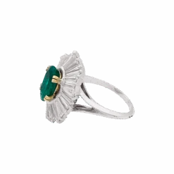 Miller Bague "Jupe" En Or Jaune, Platine, émeraude Et Diamants -Castafiore Boutique bague jupe en or jaune platine emeraude et diamants 579860