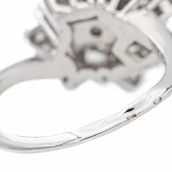 Bague Marguerite En Or Blanc Et Diamant -Castafiore Boutique bague marguerite en or blanc et diamant 502571