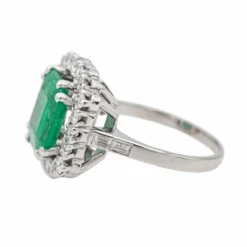 Bague Marguerite En Or Blanc, Platine Et émeraude -Castafiore Boutique bague marguerite en or blanc platine et emeraude 389212