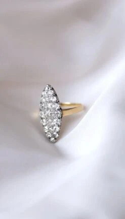 Bague Marquise Diamants Sur Or Et Platine -Castafiore Boutique bague marquise diamants sur or et platine 490085