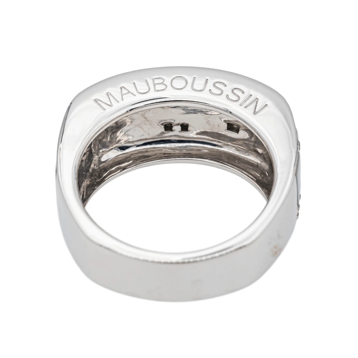 Bague MAUBOUSSIN "Belle De Jour" En Or Blanc, Nacre Et Diamants 5 Bague MAUBOUSSIN "Belle De Jour" En Or Blanc, Nacre Et Diamants – Image 5
