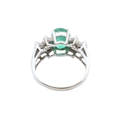 Bague Noeud En Or Blanc, émeraude Et Diamants -Castafiore Boutique bague noeud en or blanc emeraude et diamants 153255