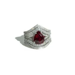 Bague Pavée Diamants En Or Blanc Et Rubis