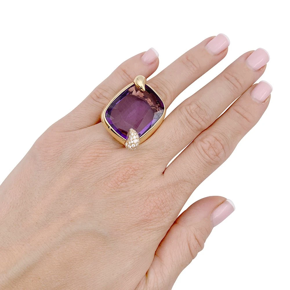 Miller Bague POMELLATO "Ritratto" En Or Rose, Améthyste Et Diamants. 2 Miller Bague POMELLATO "Ritratto" En Or Rose, Améthyste Et Diamants. – Image 2