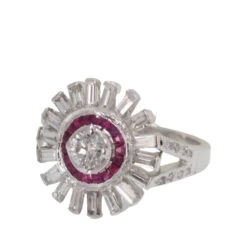 Bague Solitaire En Or Blanc, Rubis Et Diamants -Castafiore Boutique bague soleil en or blanc rubis calibres et diamants 810395