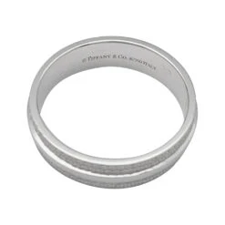 Miller Bague TIFFANY & CO. "T De Tiffany" En Or Blanc Et Diamants -Castafiore Boutique bague tiffany co t de tiffany en or blanc et diamants 158539