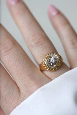Bague Tourbillon Vintage Or Rose Et Diamants -Castafiore Boutique bague tourbillon vintage or rose et diamants 564378