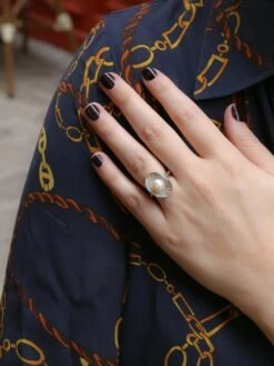 Bagueen Or Blanc, Perle Akoya Et Diamants -Castafiore Boutique bague vintage perle akoya diamants 129180