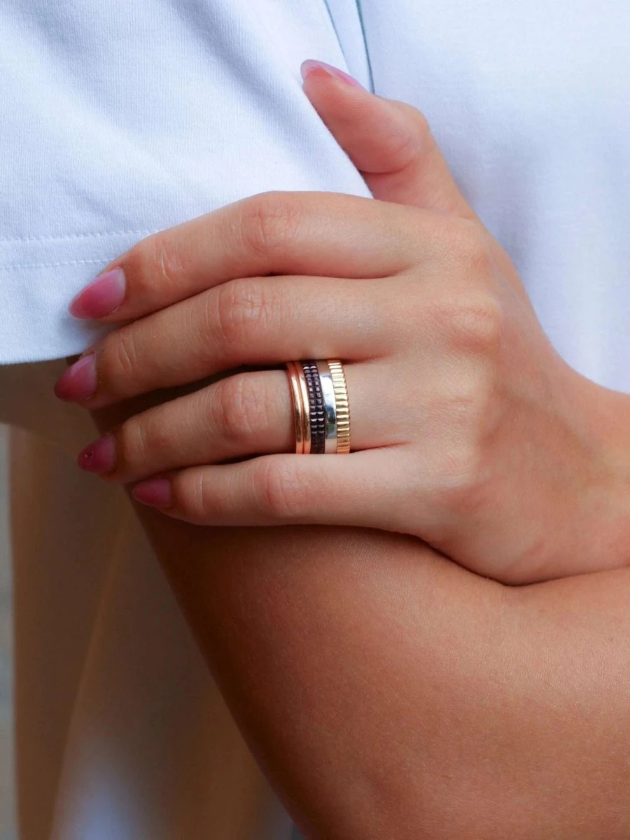 BOUCHERON Bague Quatre Classique Large 3 Ors 8 BOUCHERON Bague Quatre Classique Large 3 Ors – Image 8