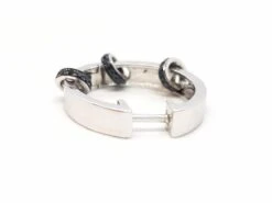 Boucle D'oreille Créole ASHERALI KNOPFER En Or Blanc Et Diamants 11 Boucle D'oreille Créole ASHERALI KNOPFER En Or Blanc Et Diamants -Castafiore Boutique boucle doreille creole asherali knopfer en or blanc et diamants 375766