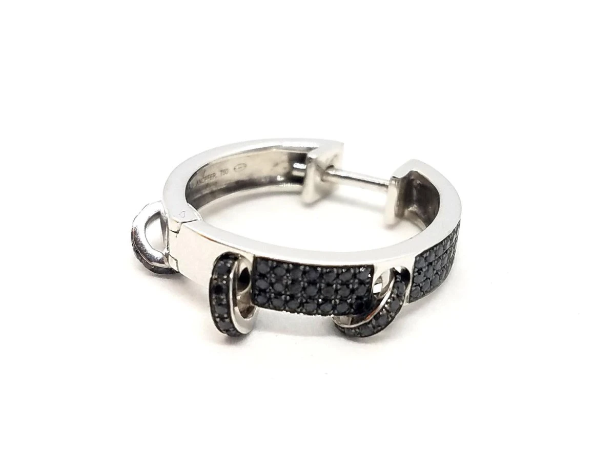 Boucle D'oreille Créole ASHERALI KNOPFER En Or Blanc Et Diamants 2 Boucle D'oreille Créole ASHERALI KNOPFER En Or Blanc Et Diamants – Image 2