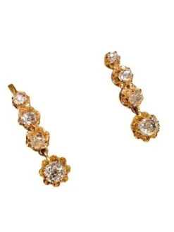 Boucle D’oreilles Dormeuses En Or Jaune Et Diamants 8 Boucle D’oreilles Dormeuses En Or Jaune Et Diamants -Castafiore Boutique boucle doreilles dormeuses en or jaune et diamants 366377