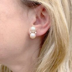 Miller Boucles D'oreille En Or Jaune, Perles Et Diamants -Castafiore Boutique boucles doreille en or jaune perles et diamants 807610