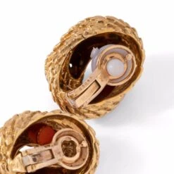 Boucles D'oreilles BOUCHERON "Serpent Bohème" En Or Jaune, Corail Et Lapis Lazuli -Castafiore Boutique boucles doreilles boucheron serpent boheme en or jaune corail et lapis lazuli 398669