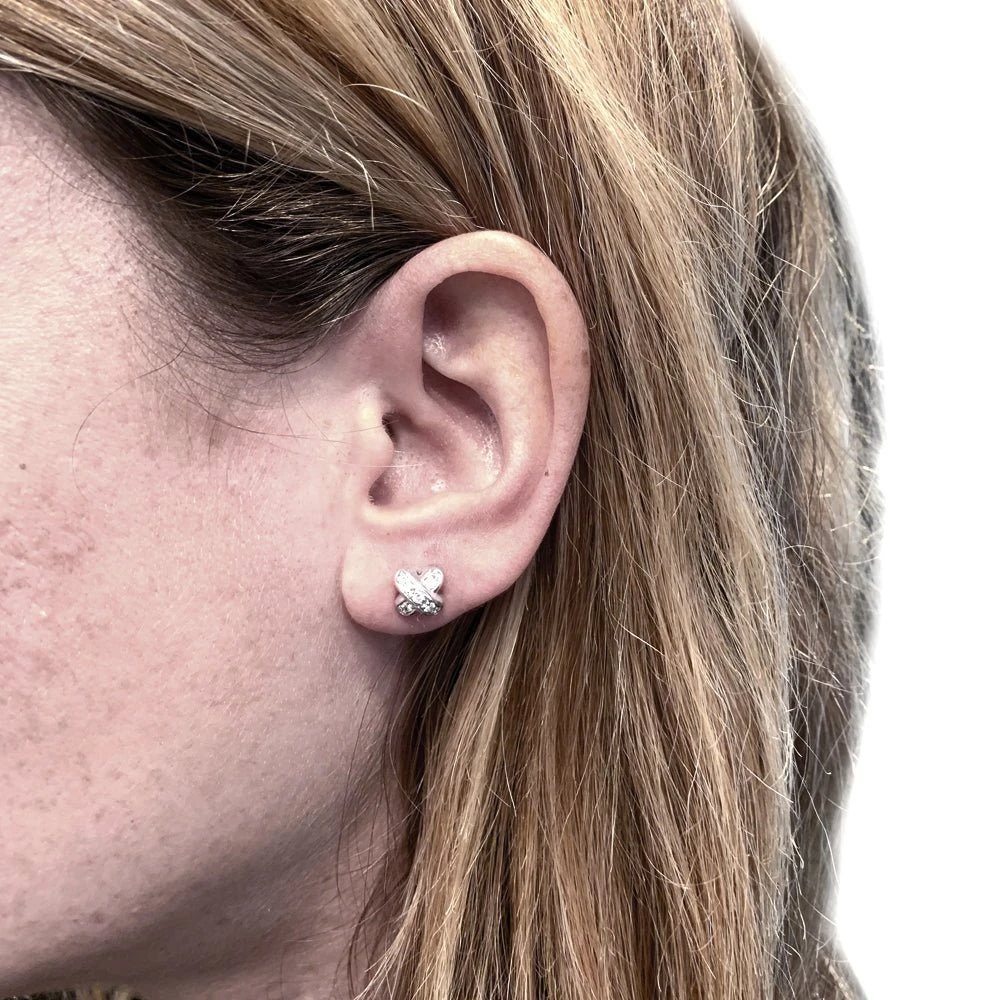 Miller Boucles D'oreilles CHAUMET, "Liens" En Or Blanc Et Diamants 2 Miller Boucles D'oreilles CHAUMET, "Liens" En Or Blanc Et Diamants – Image 2