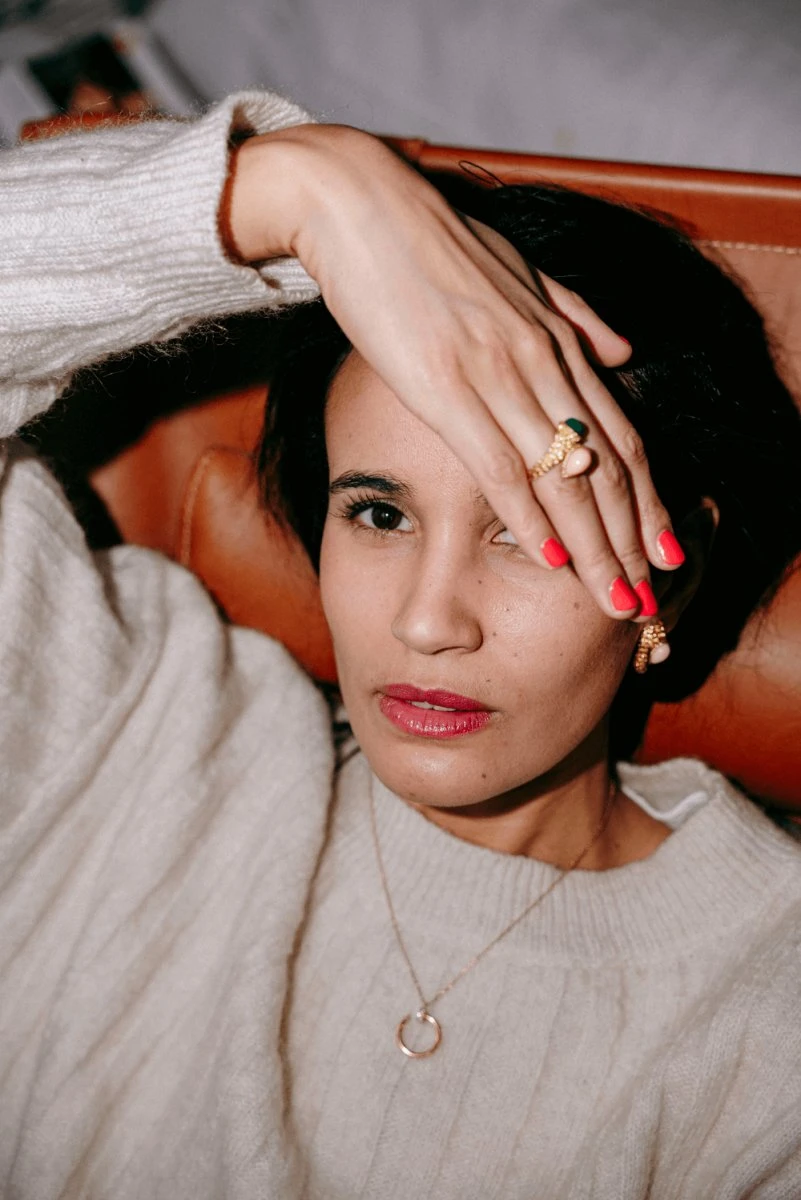 Osprey Boucles D'oreilles Clip BOUCHERON "Serpent Bohême" En Or Jaune Et En Corail 3 Osprey Boucles D'oreilles Clip BOUCHERON "Serpent Bohême" En Or Jaune Et En Corail – Image 3