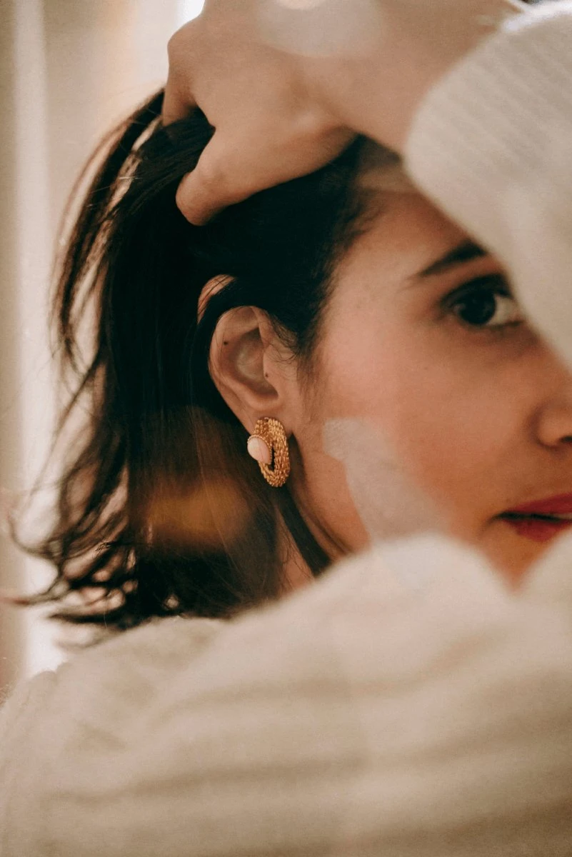 Osprey Boucles D'oreilles Clip BOUCHERON "Serpent Bohême" En Or Jaune Et En Corail 2 Osprey Boucles D'oreilles Clip BOUCHERON "Serpent Bohême" En Or Jaune Et En Corail – Image 2