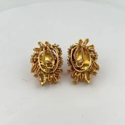 Boucles D'oreilles Clip En Or Jaune Et Corail -Castafiore Boutique boucles doreilles clip en or jaune et corail 642124