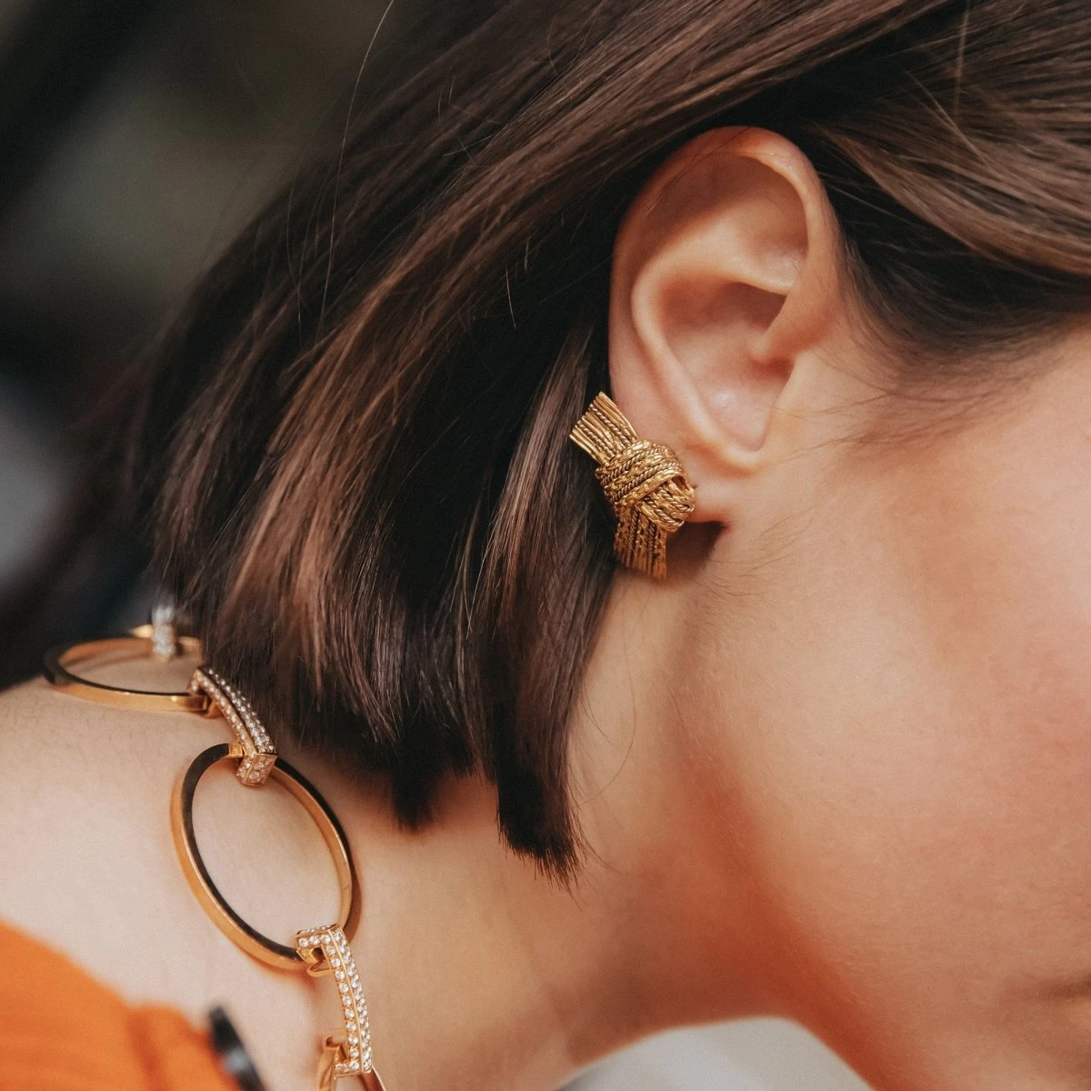 Boucles D'oreilles Clip HERMÈS "Nœud" En Or Jaune Et Or Blanc 2 Boucles D'oreilles Clip HERMÈS "Nœud" En Or Jaune Et Or Blanc – Image 2