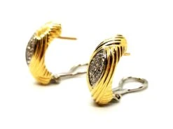 Boucles D'oreilles Clips En Or Jaune Et Diamants -Castafiore Boutique boucles doreilles clips en or jaune et diamants 181801