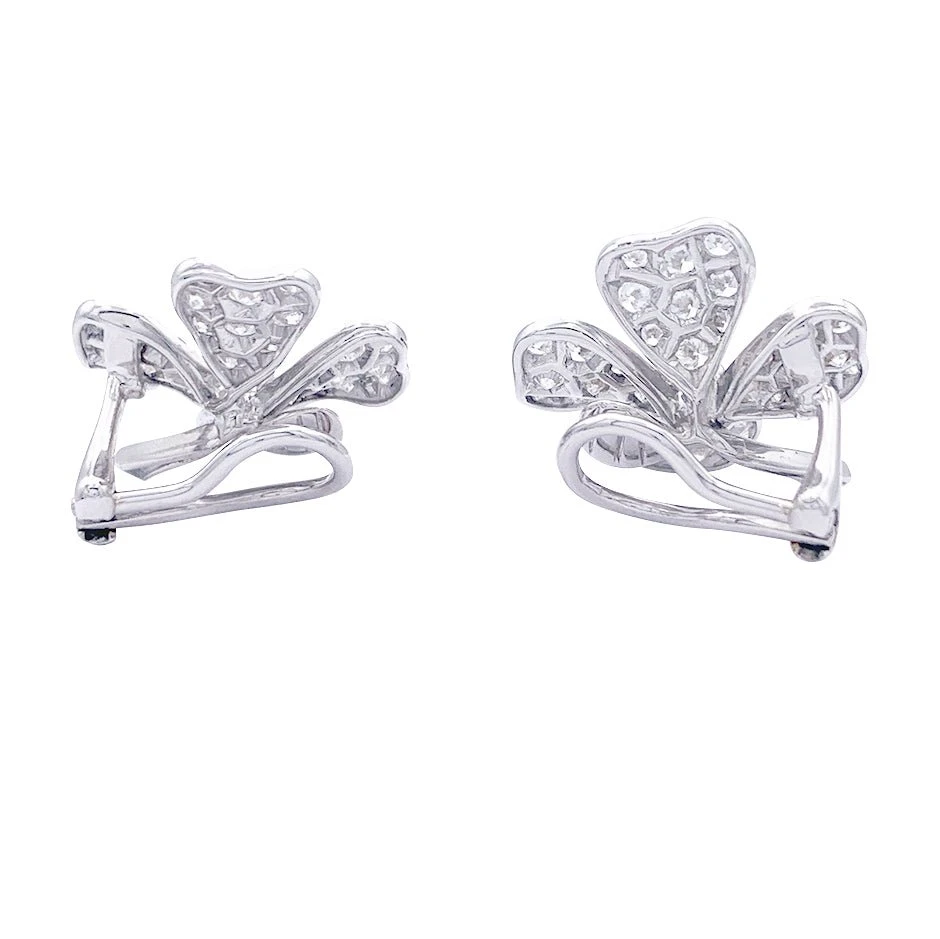 Miller Boucles D'oreilles Clips FRED "Trèfles", En Or Blanc Et Diamants 3 Miller Boucles D'oreilles Clips FRED "Trèfles", En Or Blanc Et Diamants – Image 3