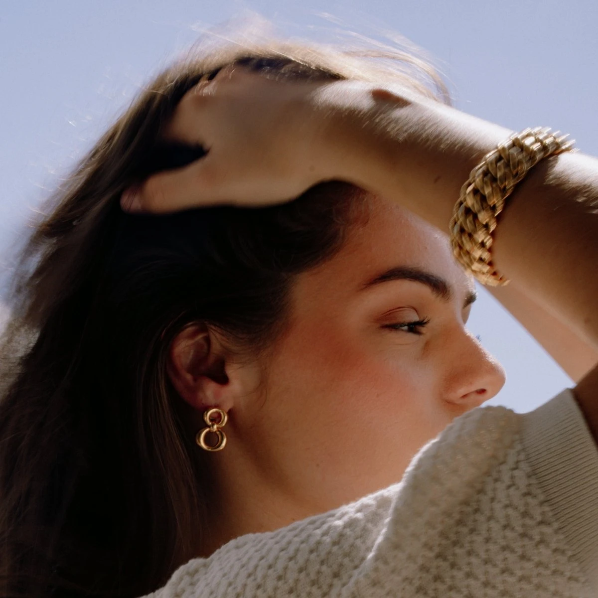 Boucles D'oreilles Clou DIOR En Or Jaune 2 Boucles D'oreilles Clou DIOR En Or Jaune – Image 2