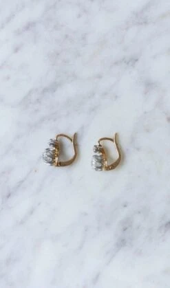 Boucles D'oreilles Dormeuses Anciennes Diamants 1,10 Ct -Castafiore Boutique boucles doreilles dormeuses anciennes diamants 110 ct 396452