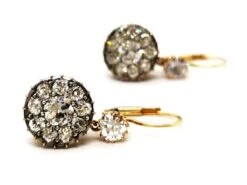 Boucles D'oreilles Dormeuses En 2 Ors Et Diamant -Castafiore Boutique boucles doreilles dormeuses en 2 ors et diamant 903317