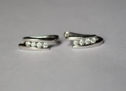 Boucles D'oreilles En Or Blanc Et En Diamants -Castafiore Boutique boucles doreilles en or blanc et en diamants 614096