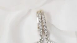 Boucles D'oreilles En Or Blanc, Rubis Poire Et Diamants -Castafiore Boutique boucles doreilles en or blanc rubis poire et diamants 787792