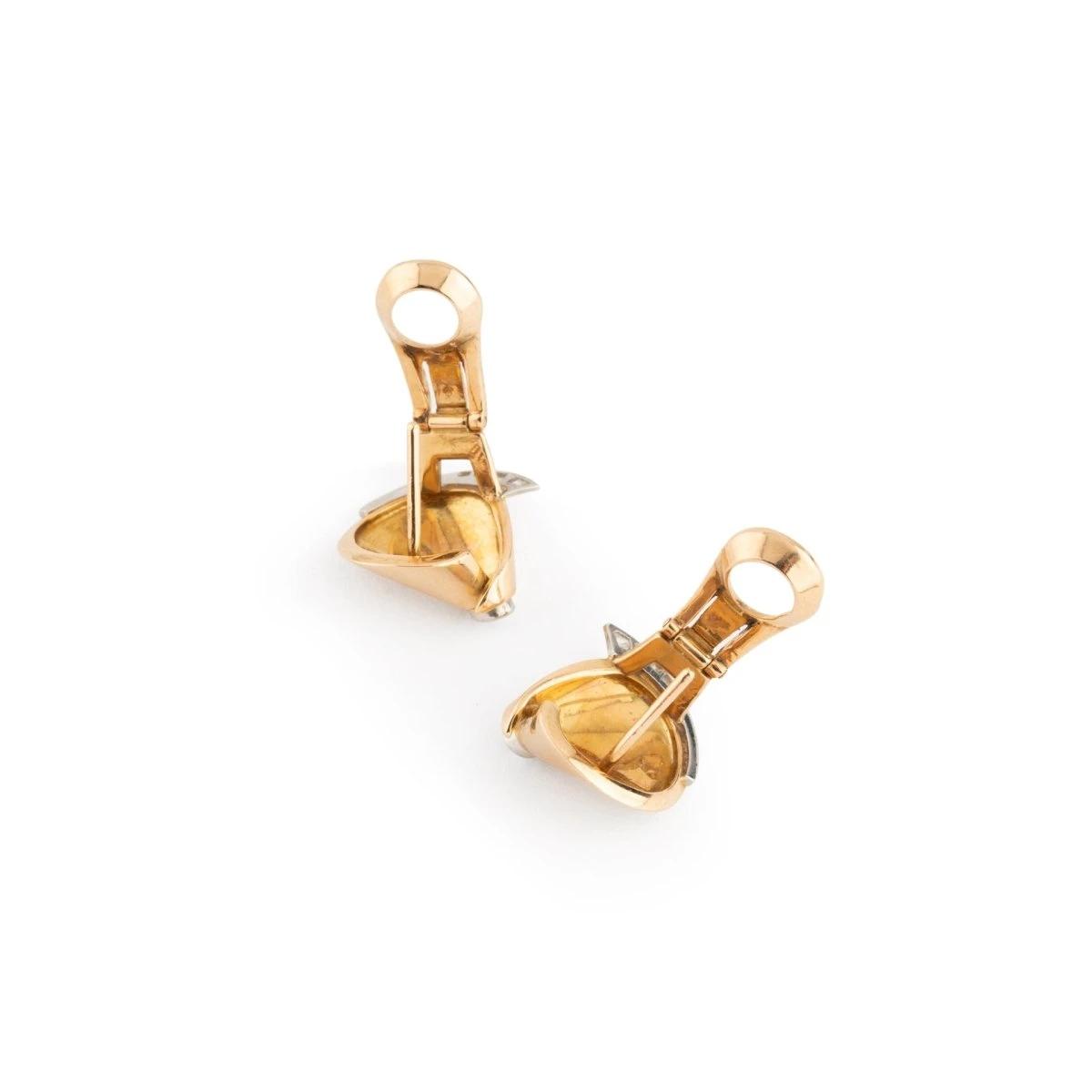 Boucles D'oreilles Cônes En Or Jaune Et Diamants 4 Boucles D'oreilles Cônes En Or Jaune Et Diamants – Image 4