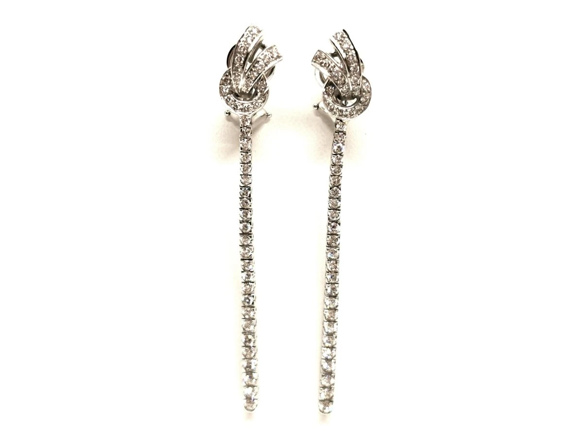 Boucles D'oreilles Pendantes En Or Blanc Pavées Diamants 1 Boucles D'oreilles Pendantes En Or Blanc Pavées Diamants